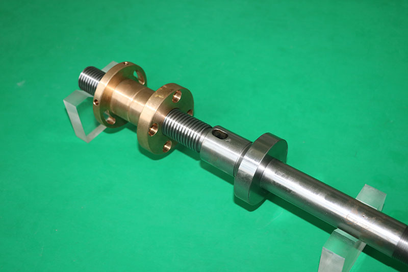 高精度研磨梯形絲杠